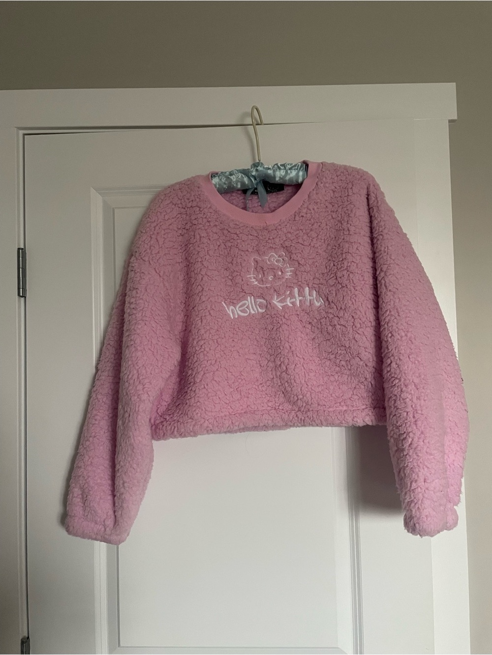 Hello kitty sherpa sweater💝brand new!!